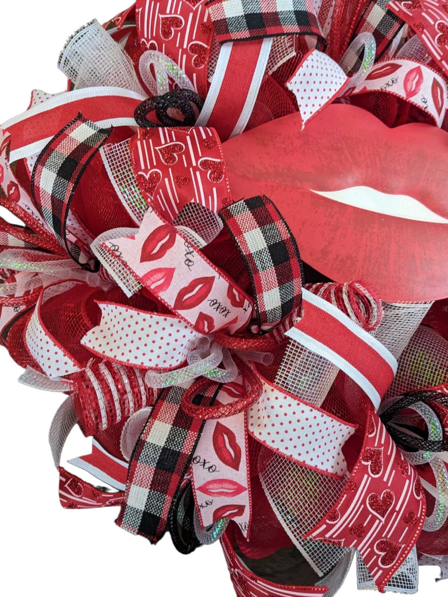 Valentines Day Wreath - Kiss