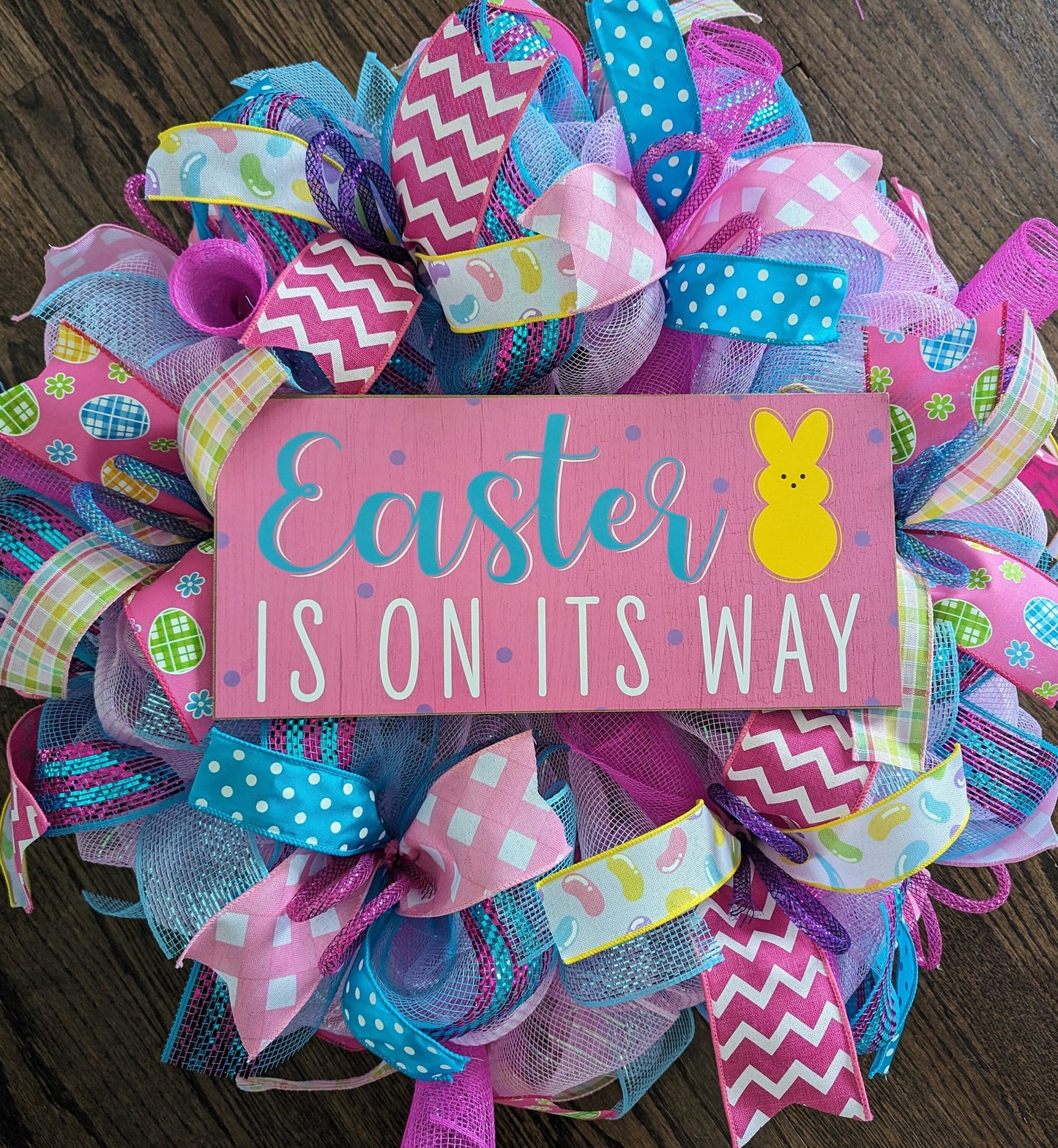 Easter wreath, Spring wreaths, spring wreath, hello wreath, Easters on its way wreath, Easter decorations, spring front door wreath