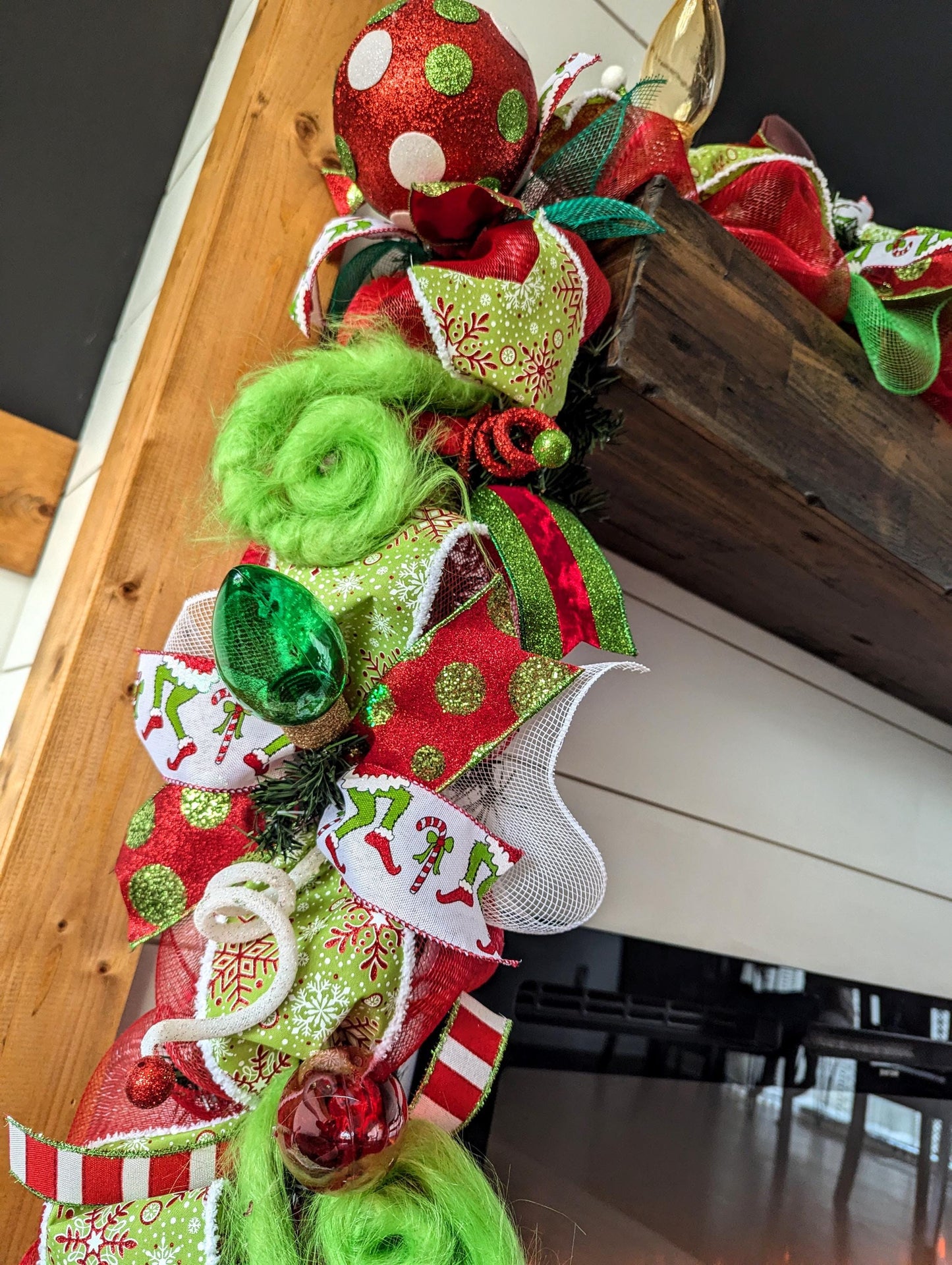 Christmas Garland, Grinch garland, CHRISTMAS GARLAND, Door garland, Mesh Christmas Garland, Christmas decor, garlands, Christmas garlands