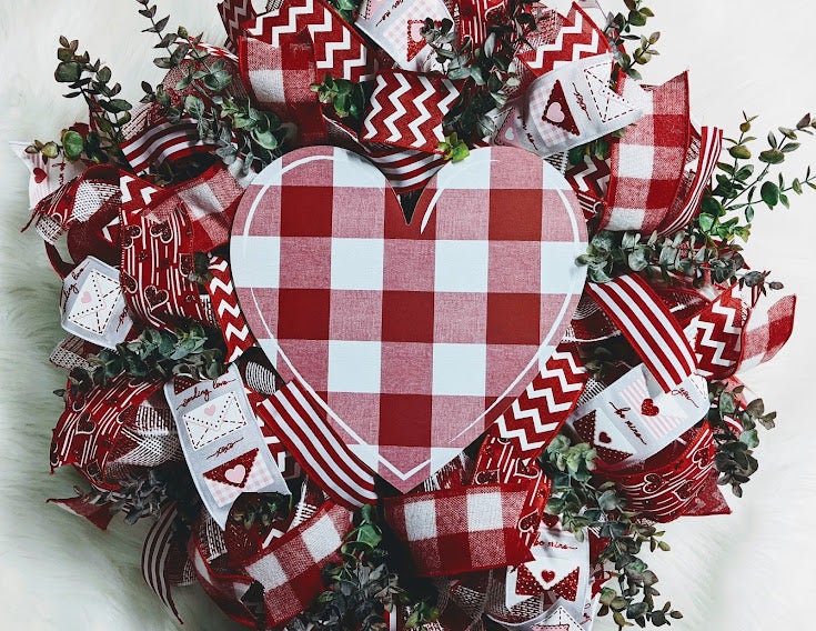Valentines Day Wreath - Red White Plaid