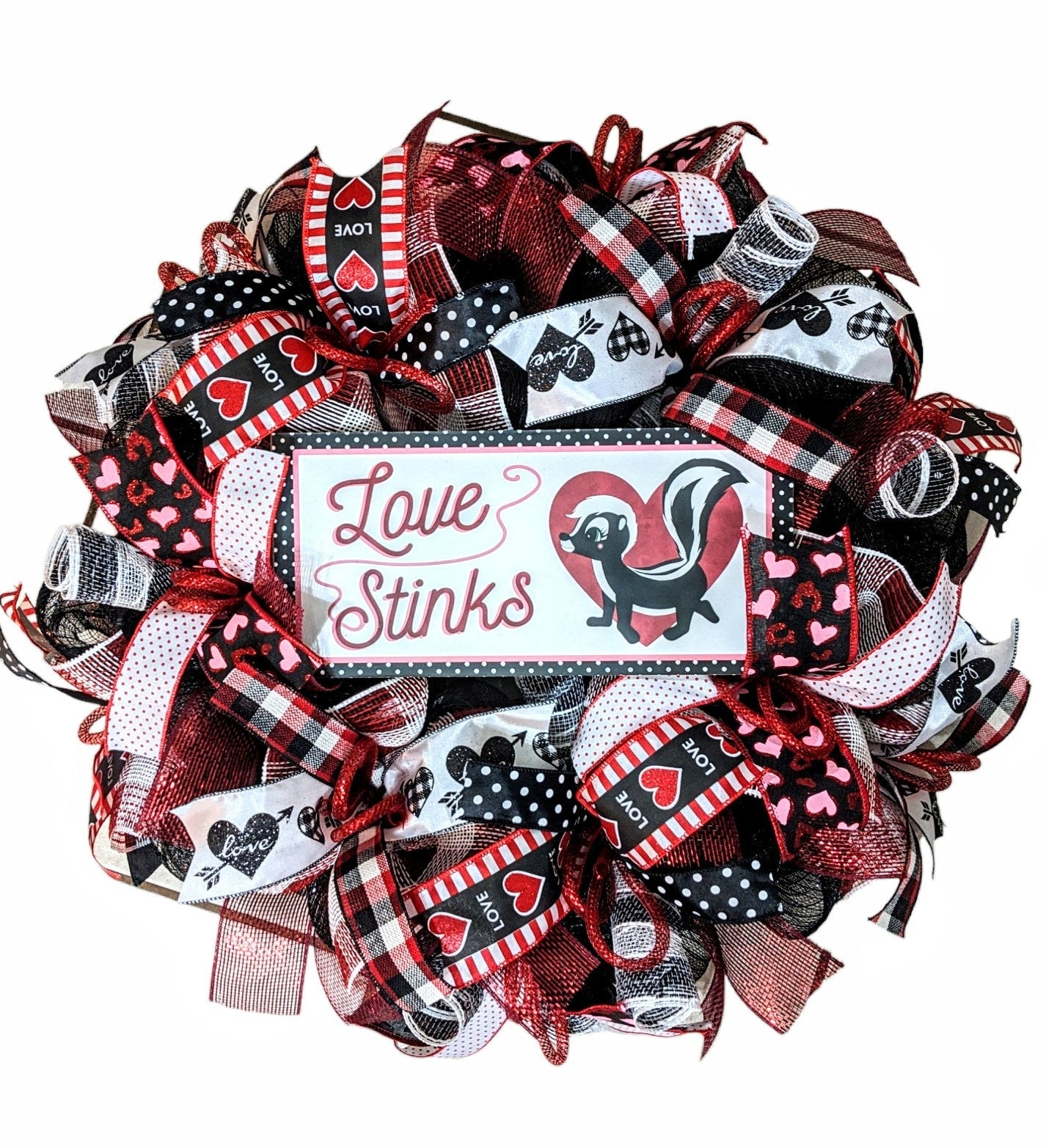 Valentine wreath - Love Stinks