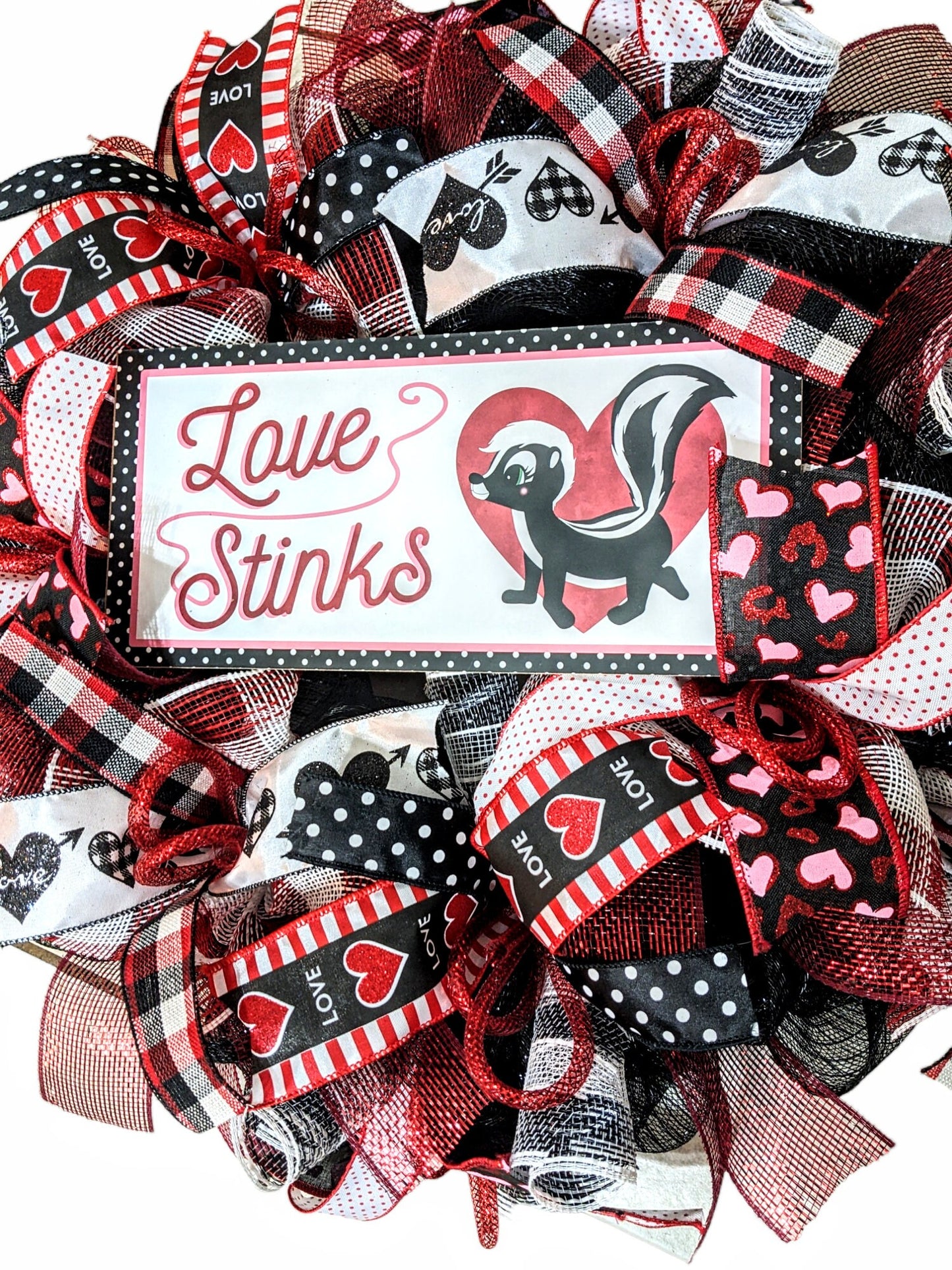 Valentine wreath - Love Stinks