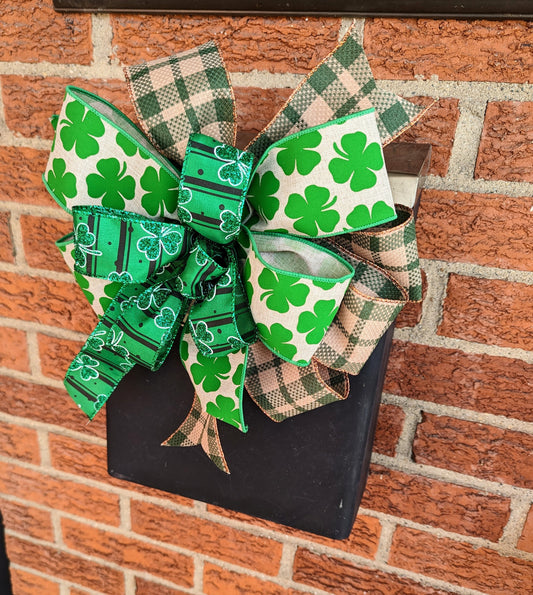 St. Patricks Day Bow