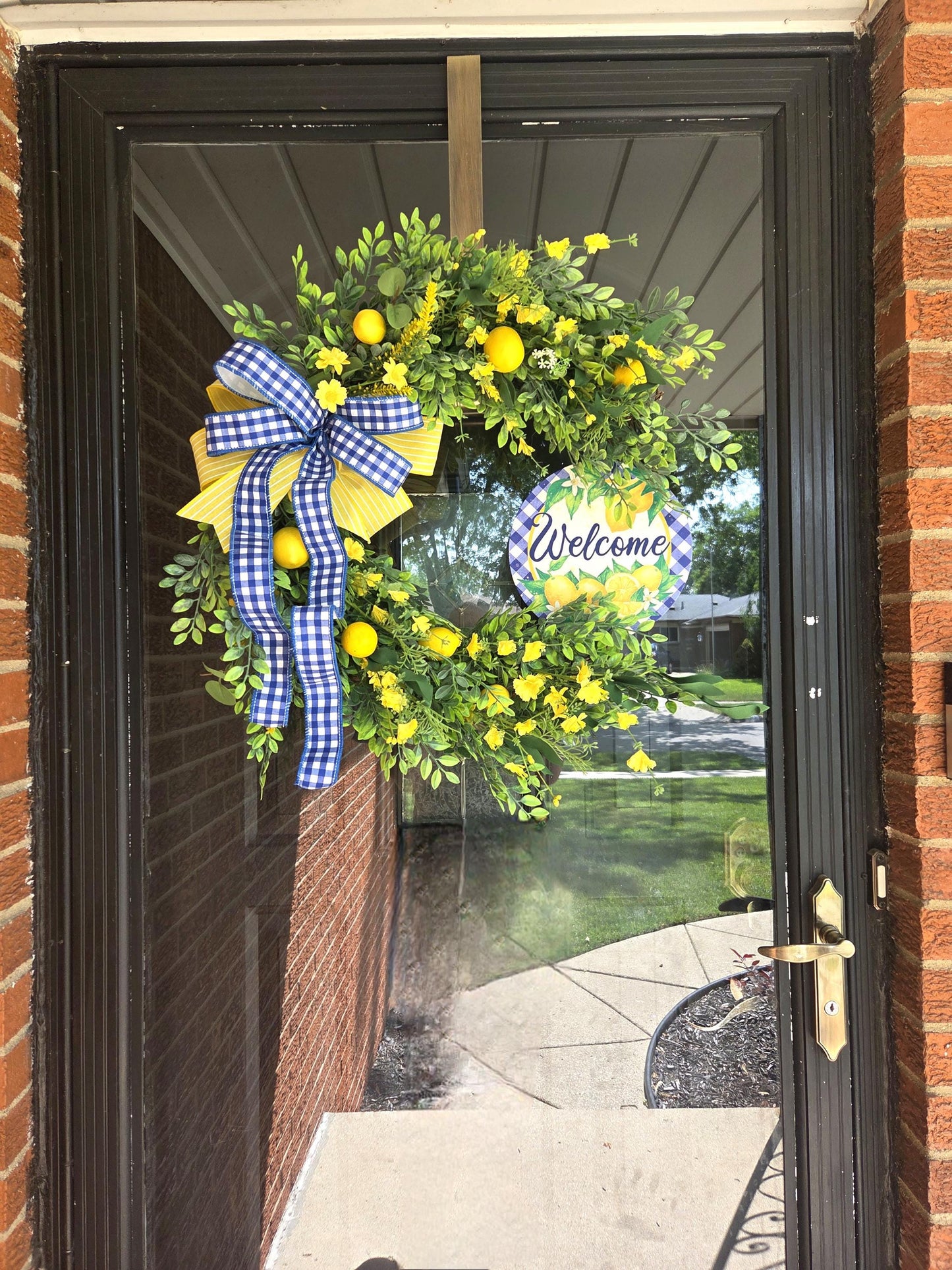 Lemon wreath