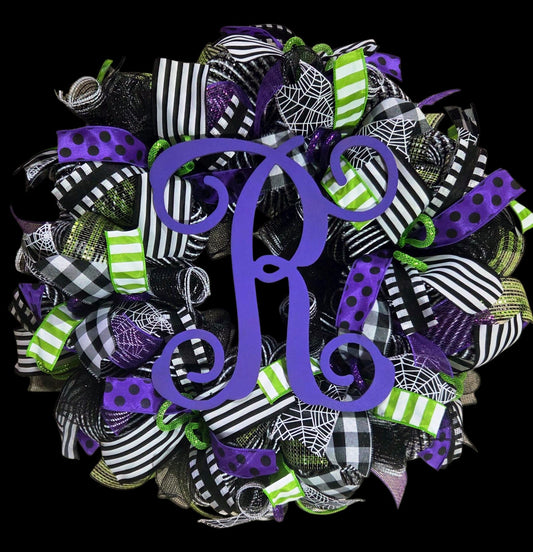 Halloween wreath, halloween wreath, beetlejuice wreath, halloweeen door decor, halloween door, letter wreath, welcome halloween, garlands
